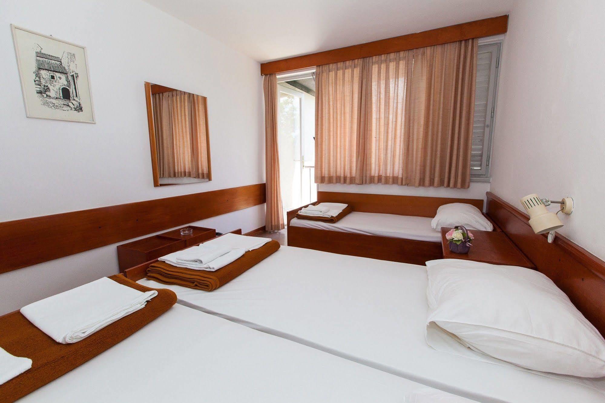 Paviljoni & Bungalow Kacjak Crikvenica Kültér fotó